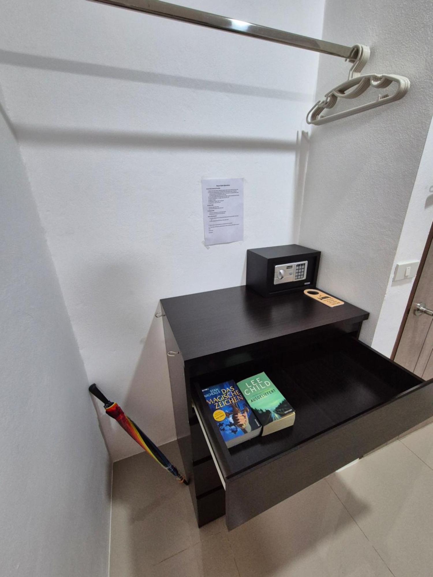 Dorothys Hotel Патая Екстериор снимка